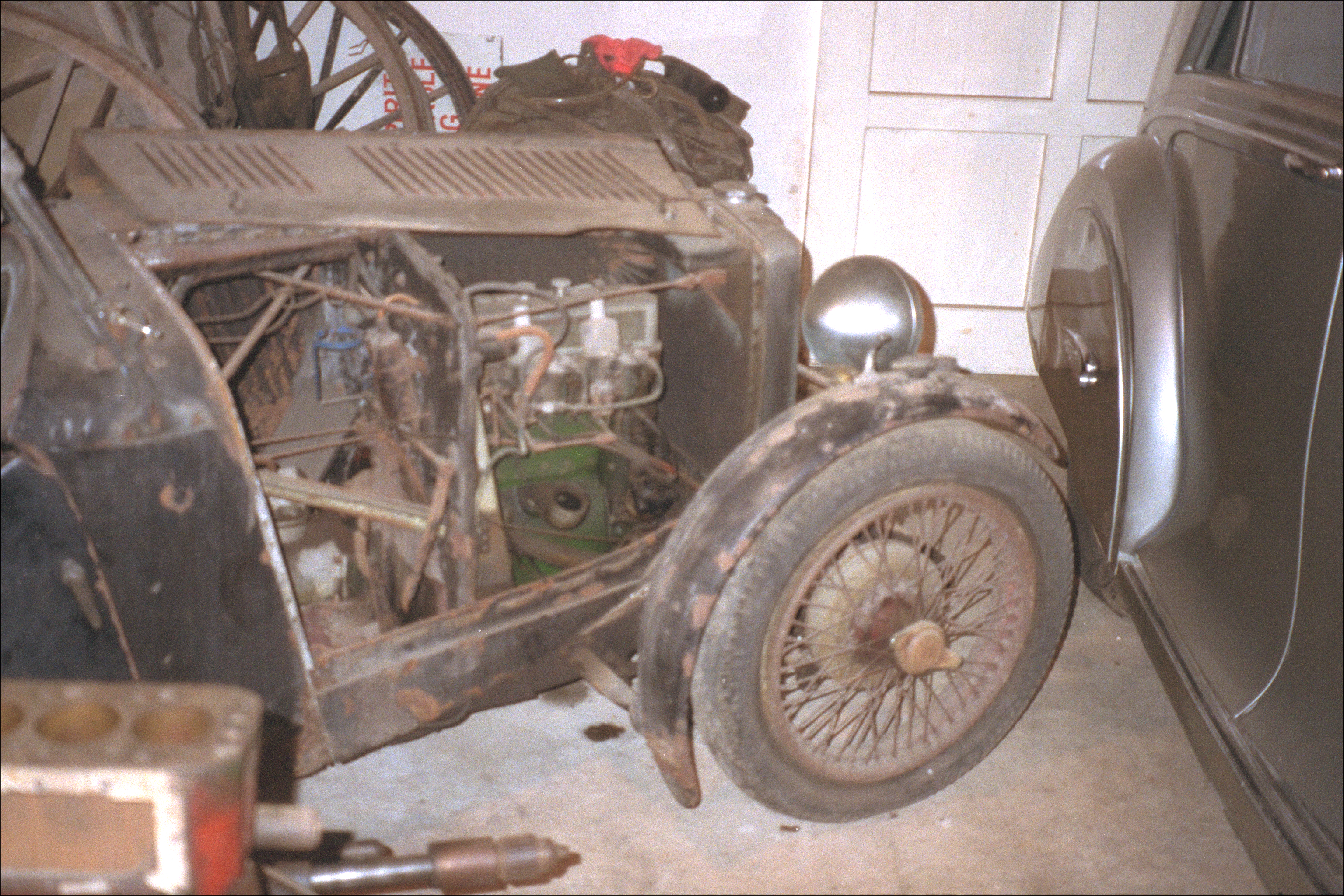 IMG1009 In the back of the Museum (3)